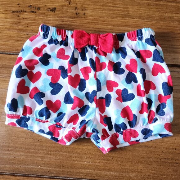 Garanimals Other - Garanimals Baby Girls' Multi Hearts Print Knit Shorts Size 3-6 Months